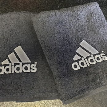 Adidas badhanddoek | Zwart | 70cm x 140cm